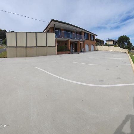 Traplins Accomodation Lakes Entrance Exterior foto