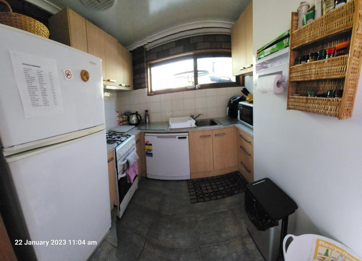 Traplins Accomodation Lakes Entrance Exterior foto